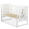 BabyNeeds Patut din lemn Timmi Girafa 120x60 cm cu laterala culisanta Alb + Saltea 10 cm