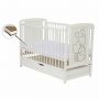 Qmini - Patut din lemn Timmi Heart 120x60 cm, Cu sertar, Din lemn de pin, MDF, Somiera reglabila, Alb + Saltea 10 cm
