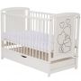 Qmini - Patut din lemn Timmi Heart 120x60 cm, Cu sertar, Din lemn de pin, MDF, Somiera reglabila, Alb + Saltea 10 cm