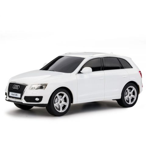 Rastar masina cu telecomanda audi q5 alb cu scara 1 la 24
