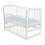 BabyNeeds Patut din lemn Ola 120x60 cm cu laterala culisanta Alb