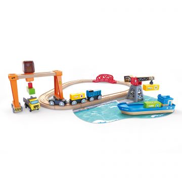 Hape Set de jucarie din lemn - port cu trenuri, vapoare si camioane