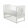 BabyNeeds Patut din lemn Timmi 120x60 cm cu laterala culisanta Alb + Saltea 10 cm